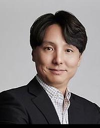 Seungmo Kang